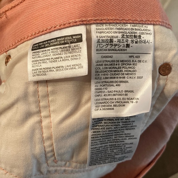 Pink Levi’s 501s Buttonfly - NWOT - 32/34 - Picture 15 of 15